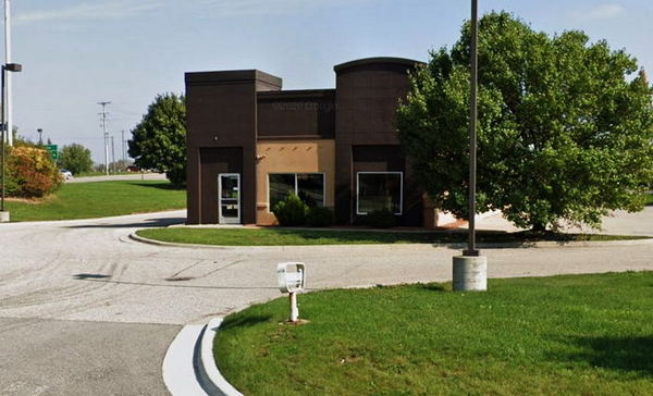 A&W Restaurant - Flint - 4335 W Pierson Rd (newer photo)